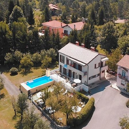 Guest House Surina App Surina'S Green Holiday Rupa Bagian luar foto