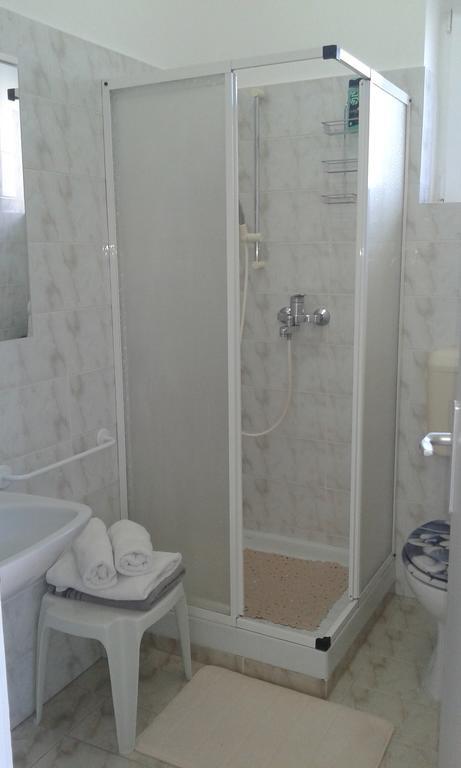 Guest House Surina App Surina'S Green Holiday Rupa Bagian luar foto