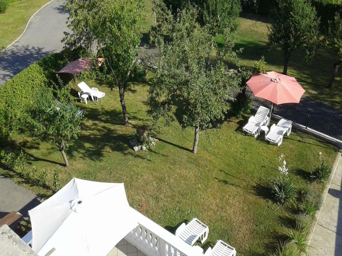 Guest House Surina App Surina'S Green Holiday Rupa Bagian luar foto
